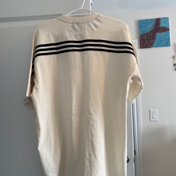 Adidas men’s t-shirt - Picture 3 of 5